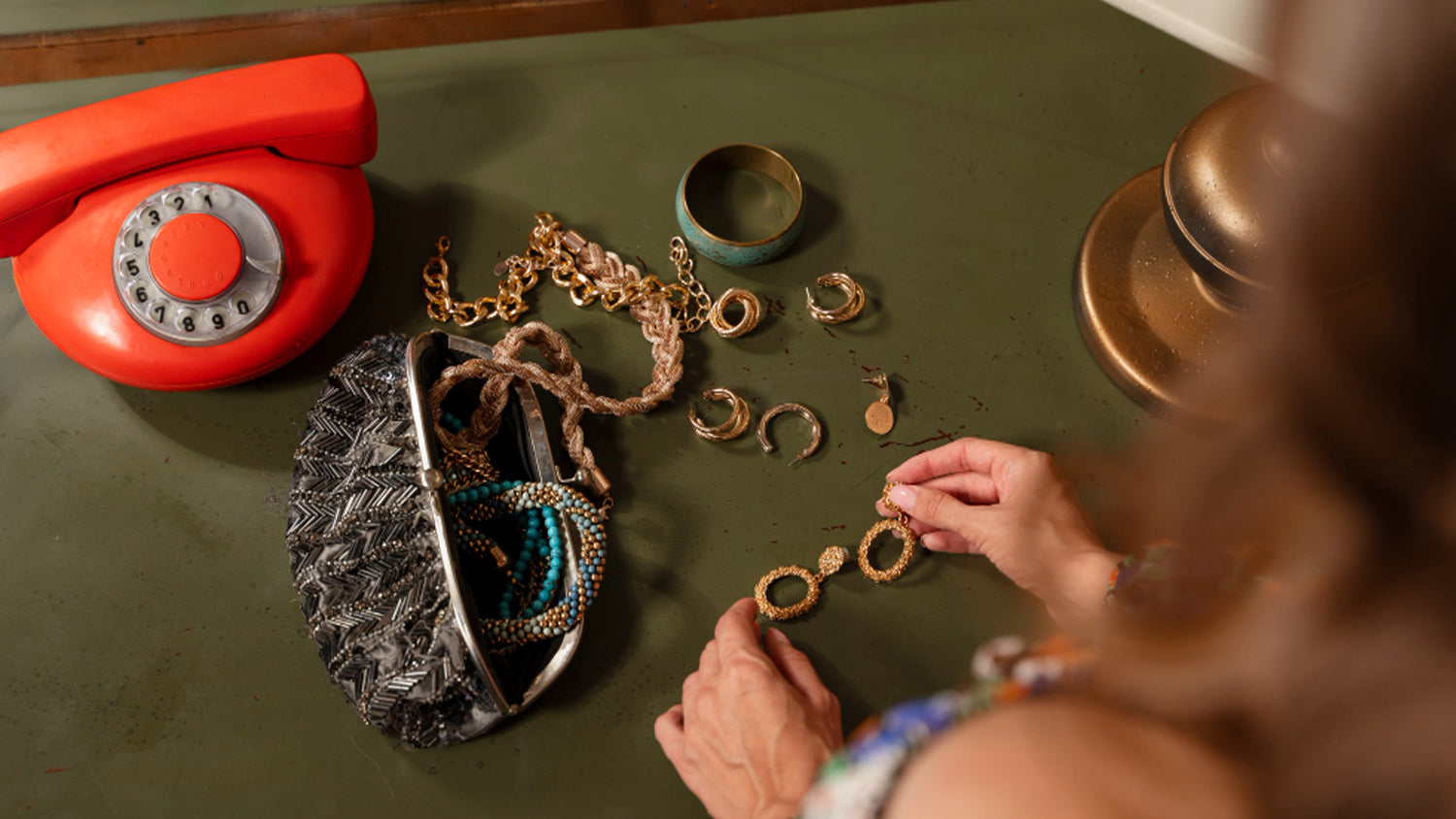 Why Lightweight Jewelry Is Perfect for Modern Lifestyles
